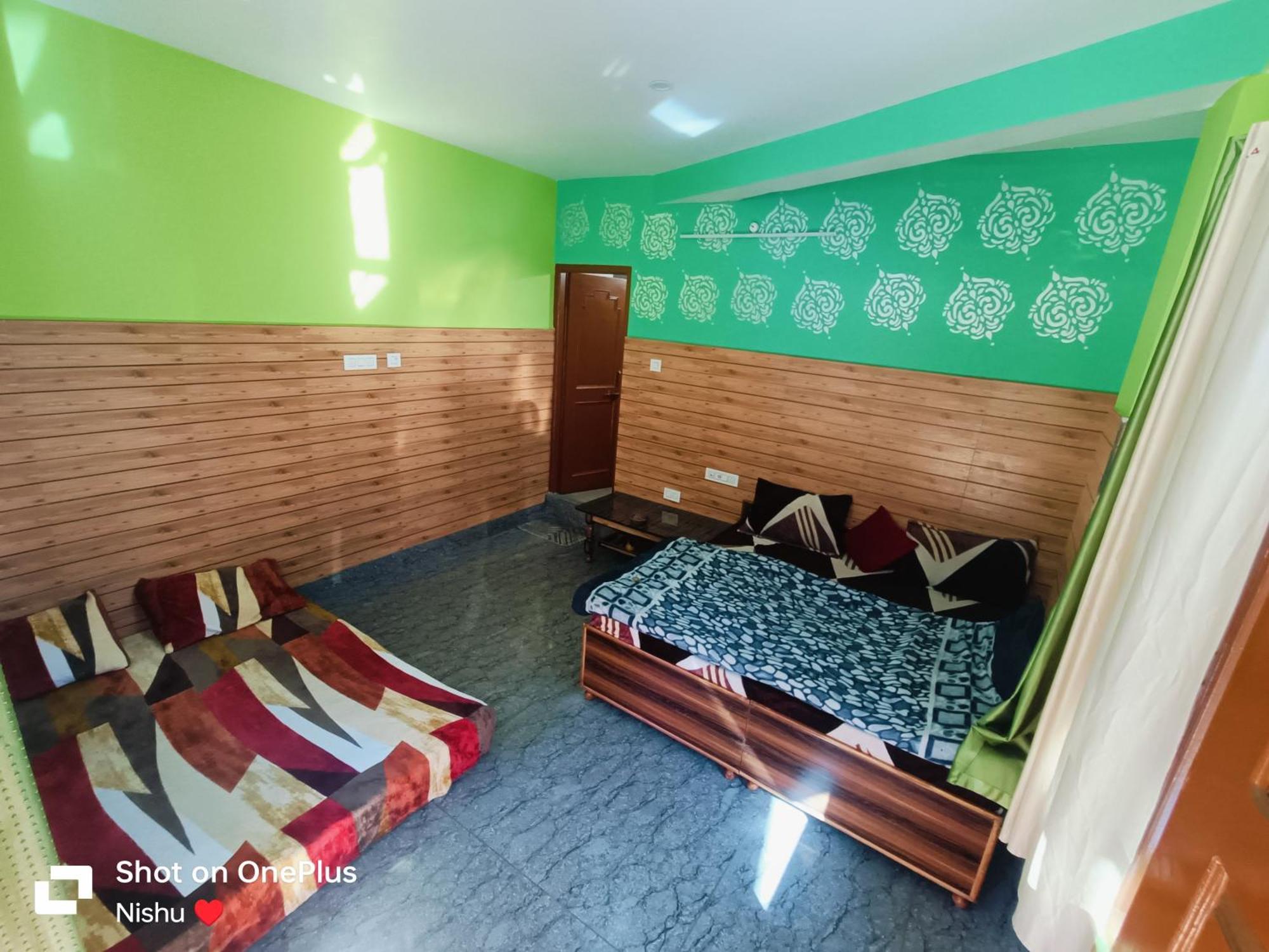 Chojh Inn Guest House Kasol Bagian luar foto