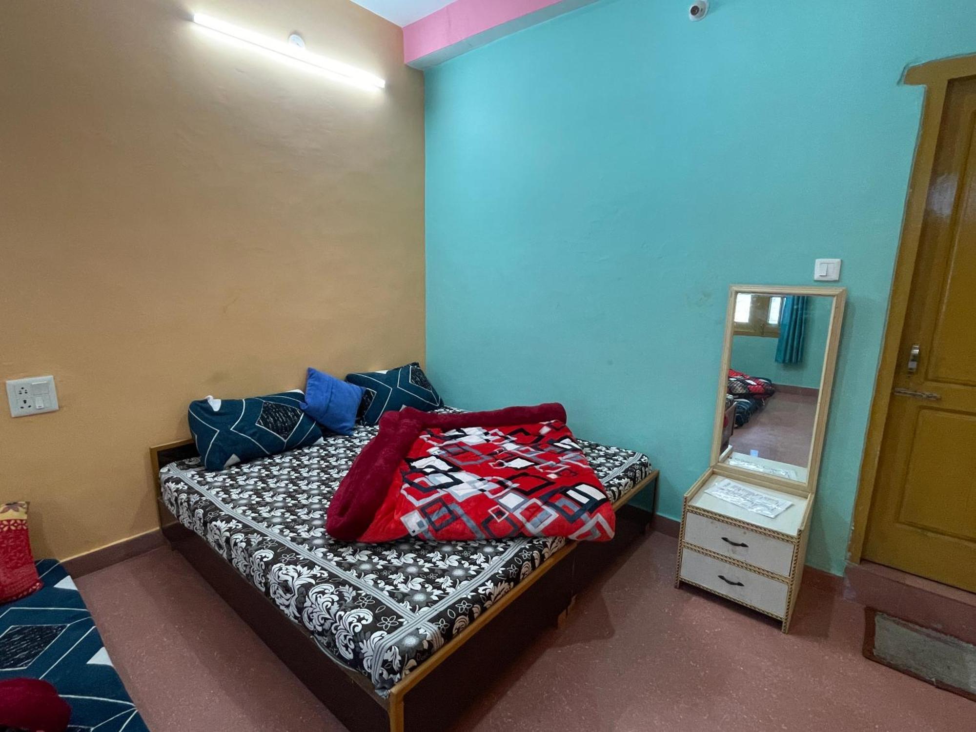Chojh Inn Guest House Kasol Bagian luar foto