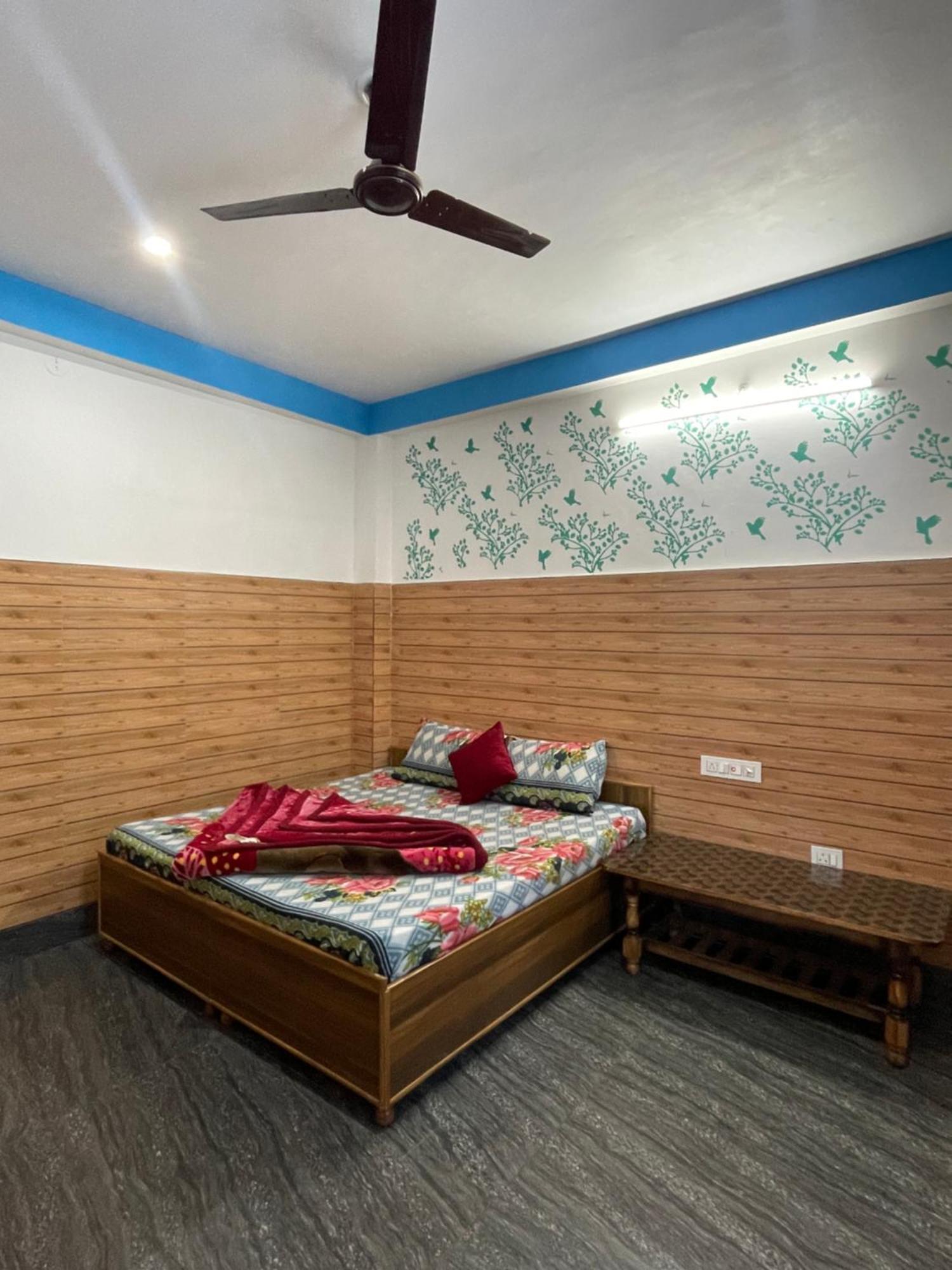 Chojh Inn Guest House Kasol Bagian luar foto