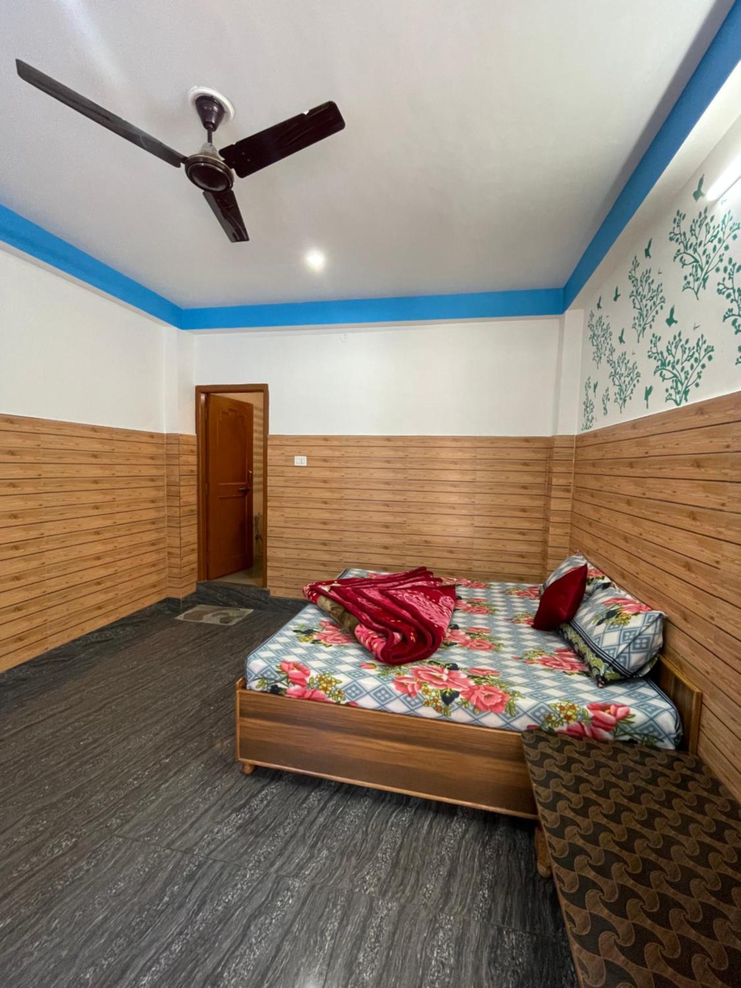 Chojh Inn Guest House Kasol Bagian luar foto