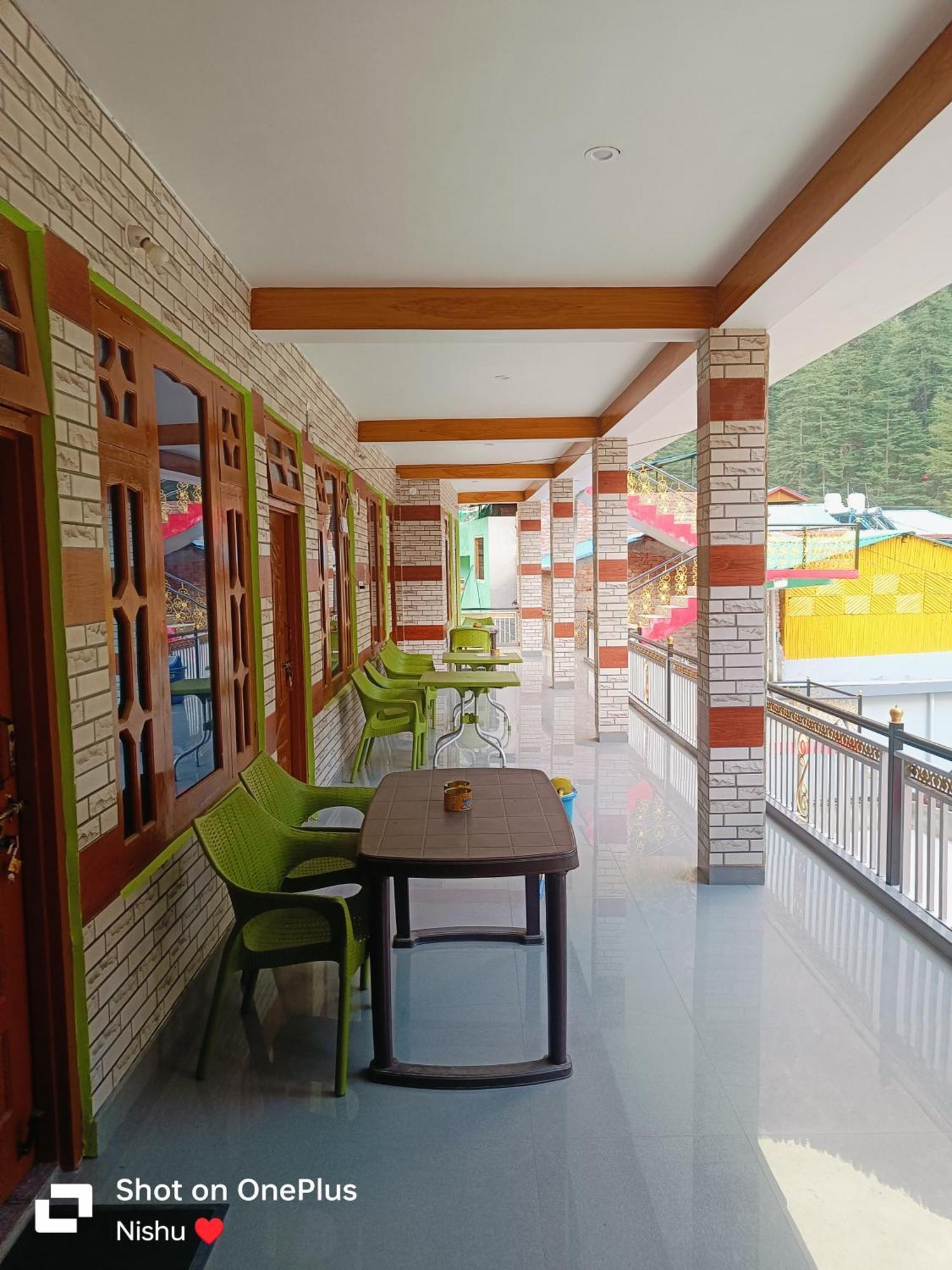 Chojh Inn Guest House Kasol Bagian luar foto
